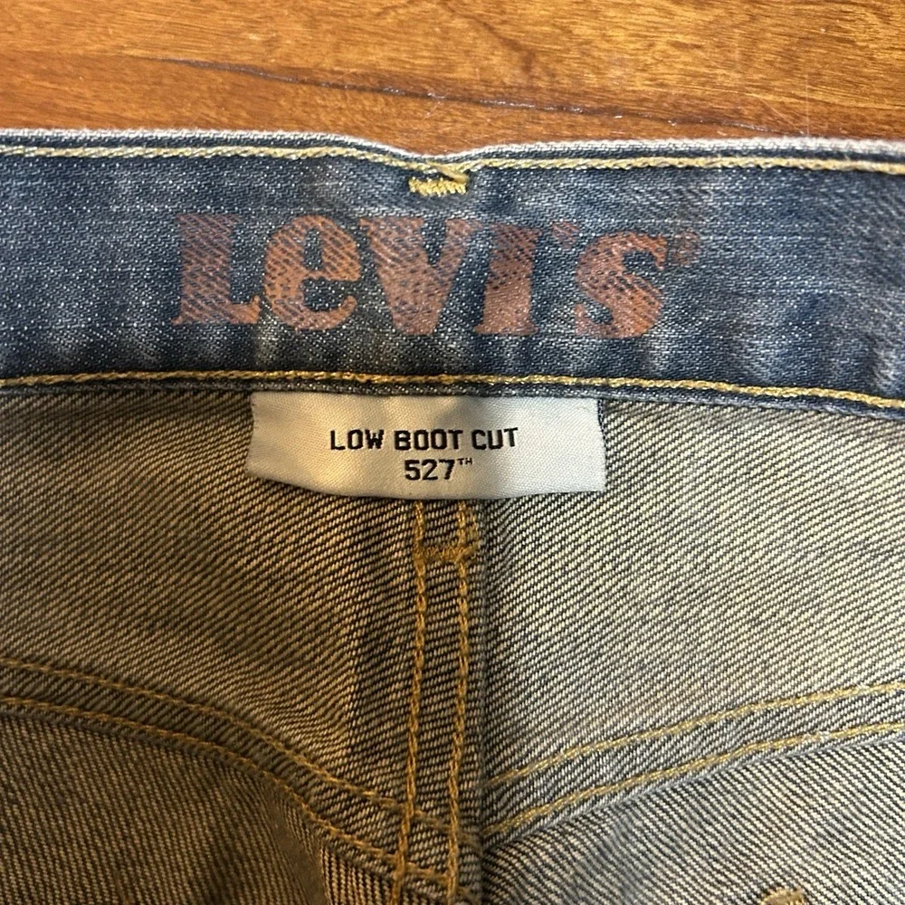 Vintage Levis 527 Low Boot Cut Jeans Mens 34x34 Blue Denim Y2K 32x33 Actual